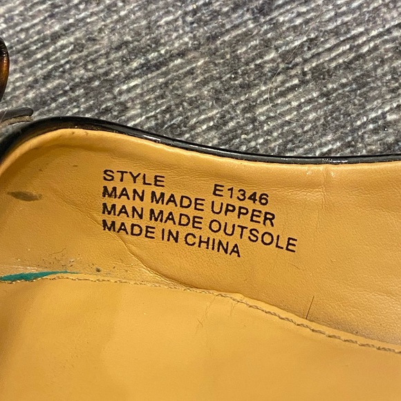 J Crew Factory | Patent Leather Bow Points - Picture 4 of 7